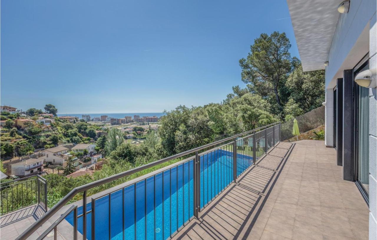 Casa vacanze In With Kitchen Santa Susanna